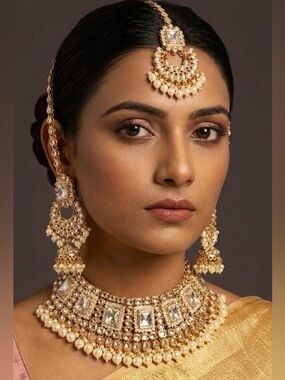 Gold-Plated Kundan Set with Zaveri Pearls